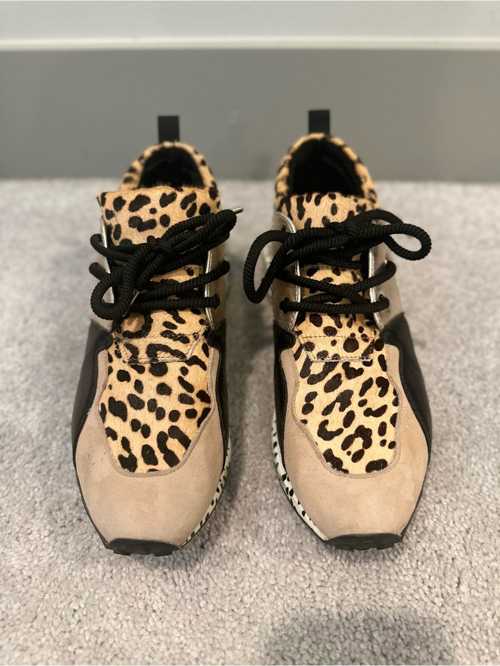 EUC Steve Madden Leopard Print Mixed-Media Sneakers Tan Black Gold Sz 10
